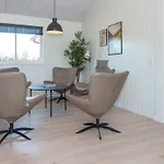 펜션 30 Person Holiday Home In Norre Nebel
