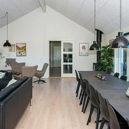 30 Person In Vakantiehuis