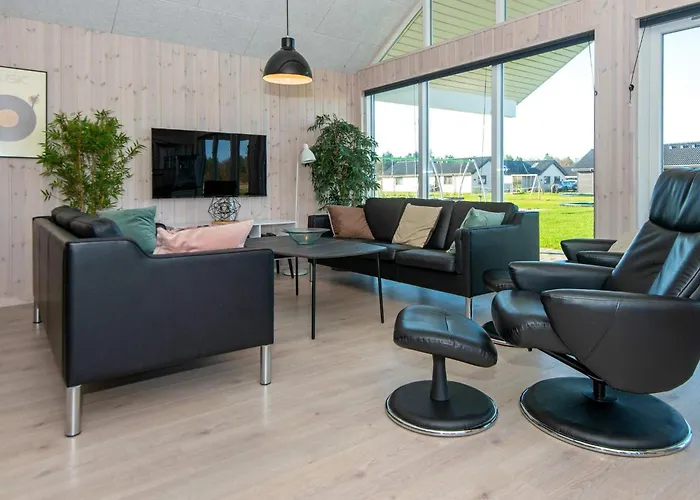 30 Person In * Norre Nebel